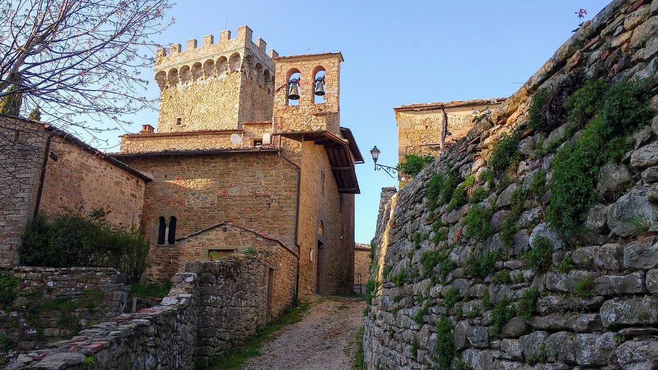 I Borghi piu belli della Toscana: Suvereto, Campiglia - Le Corti del Sole